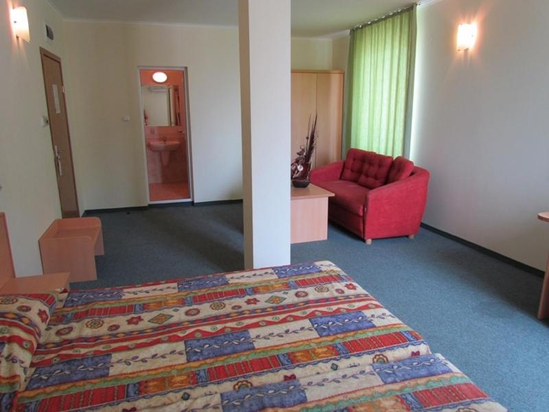 Family Hotel Aurelia Sunny Beach Exterior photo