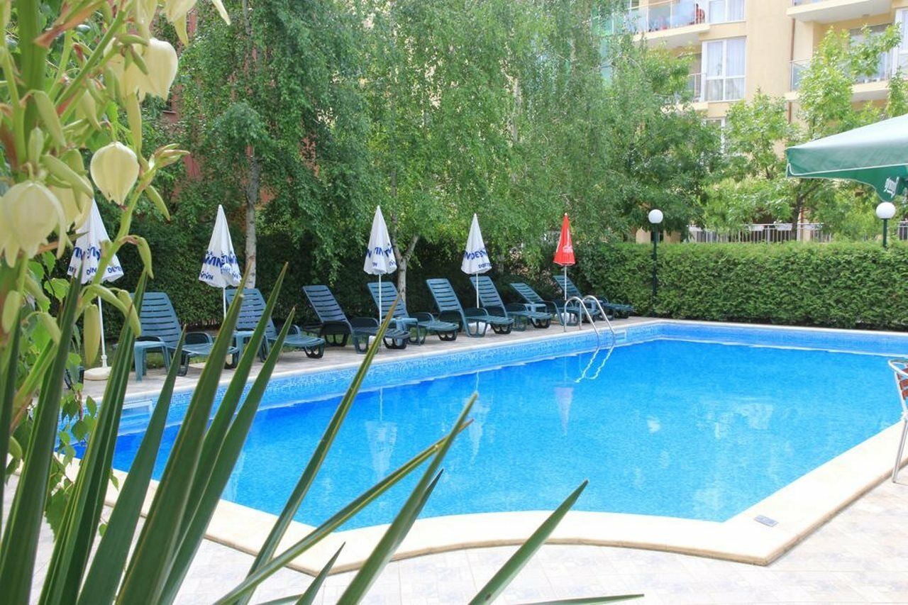 Family Hotel Aurelia Sunny Beach Exterior photo